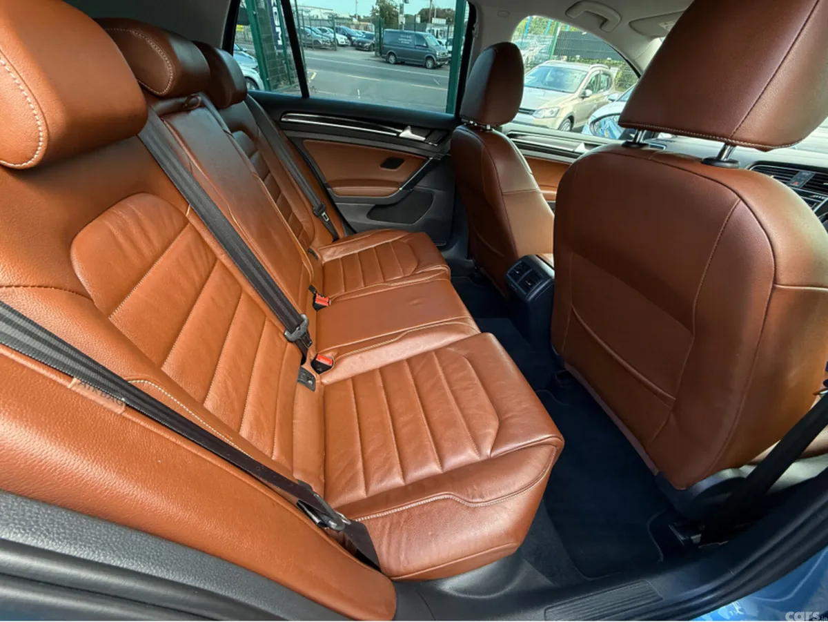 Volkswagen Golf Hatchback, Petrol, 2014, Blue