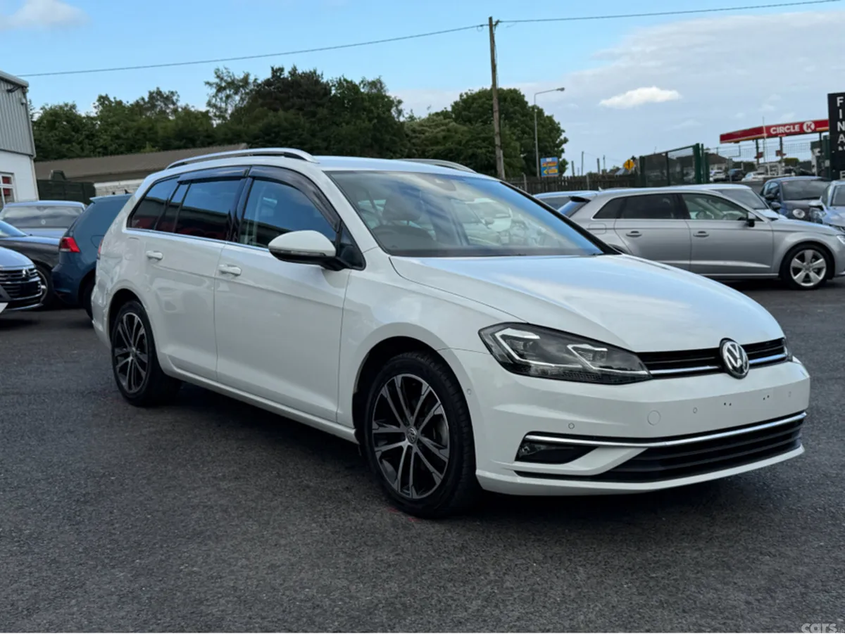 Volkswagen Golf Estate, Diesel, 2019, White