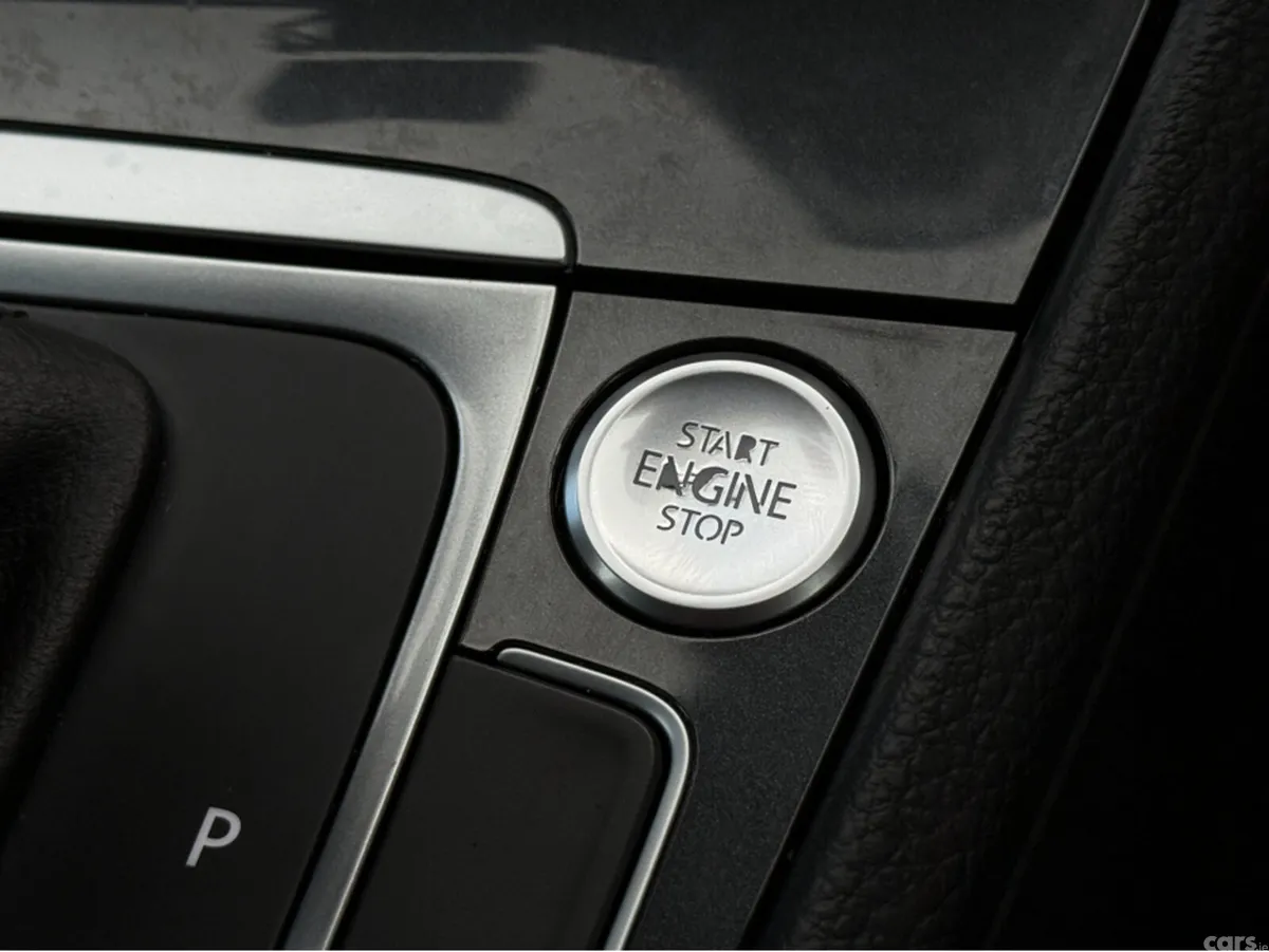 Volkswagen Golf Estate, Diesel, 2019, White
