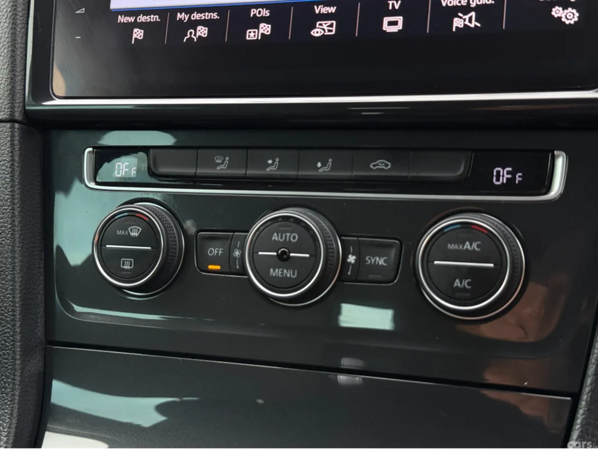 Volkswagen Golf Estate, Diesel, 2020, White