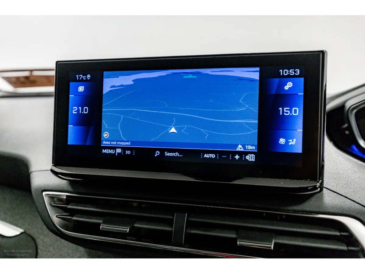 Peugeot 3008 SUV, Diesel, 2023, Red