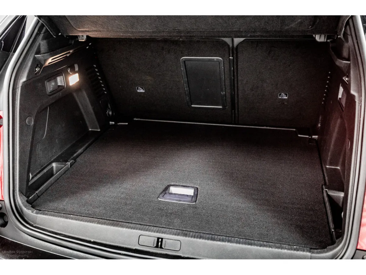 Peugeot 3008 SUV, Diesel, 2023, Red