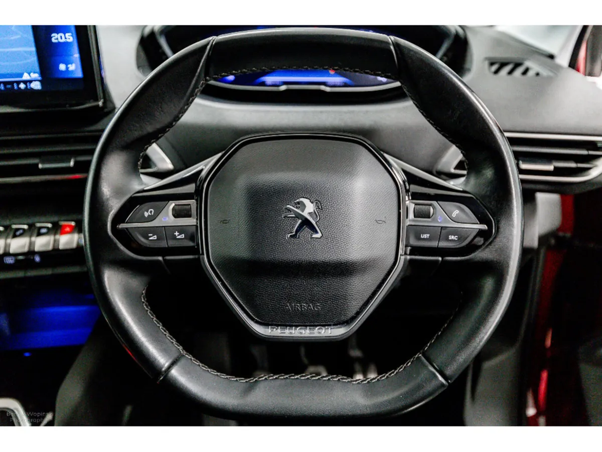 Peugeot 3008 SUV, Diesel, 2023, Red