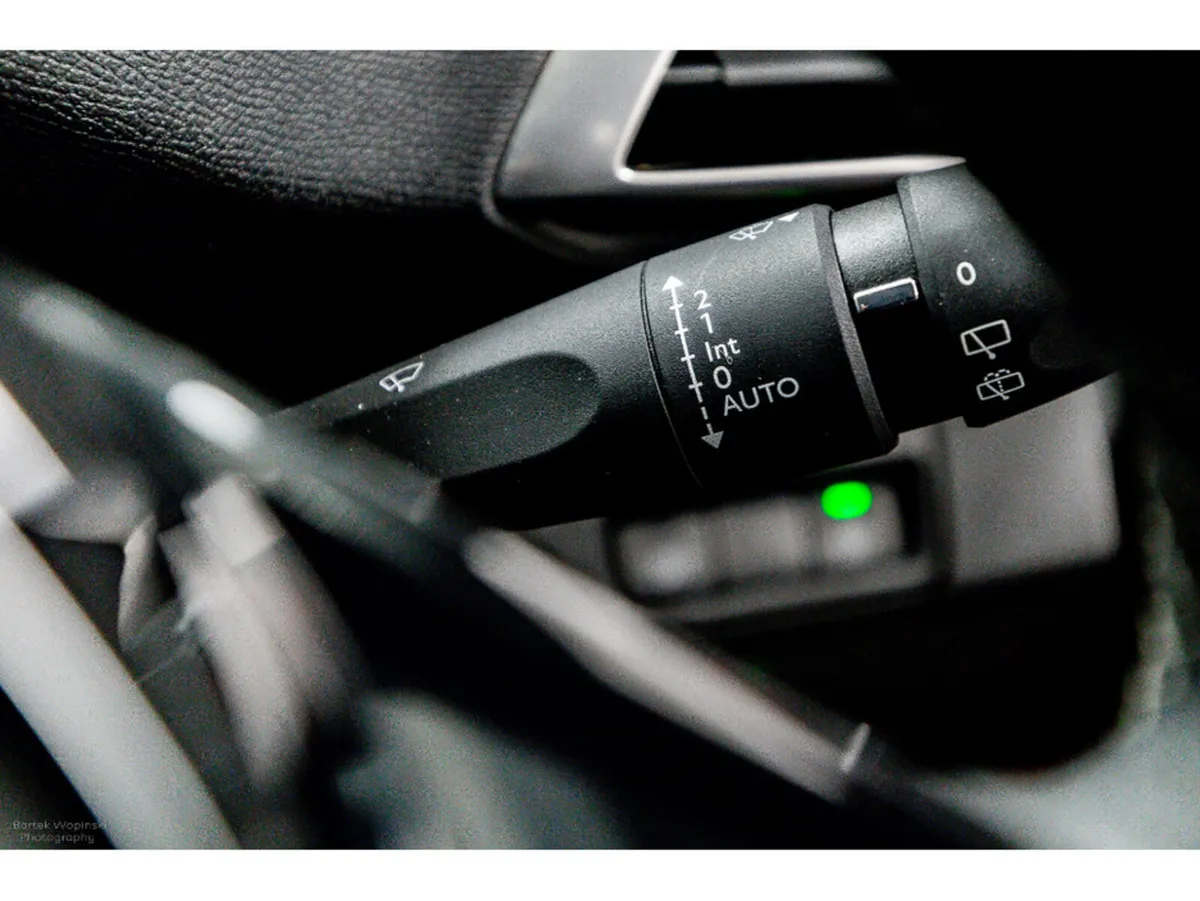 Peugeot 3008 SUV, Diesel, 2023, Red