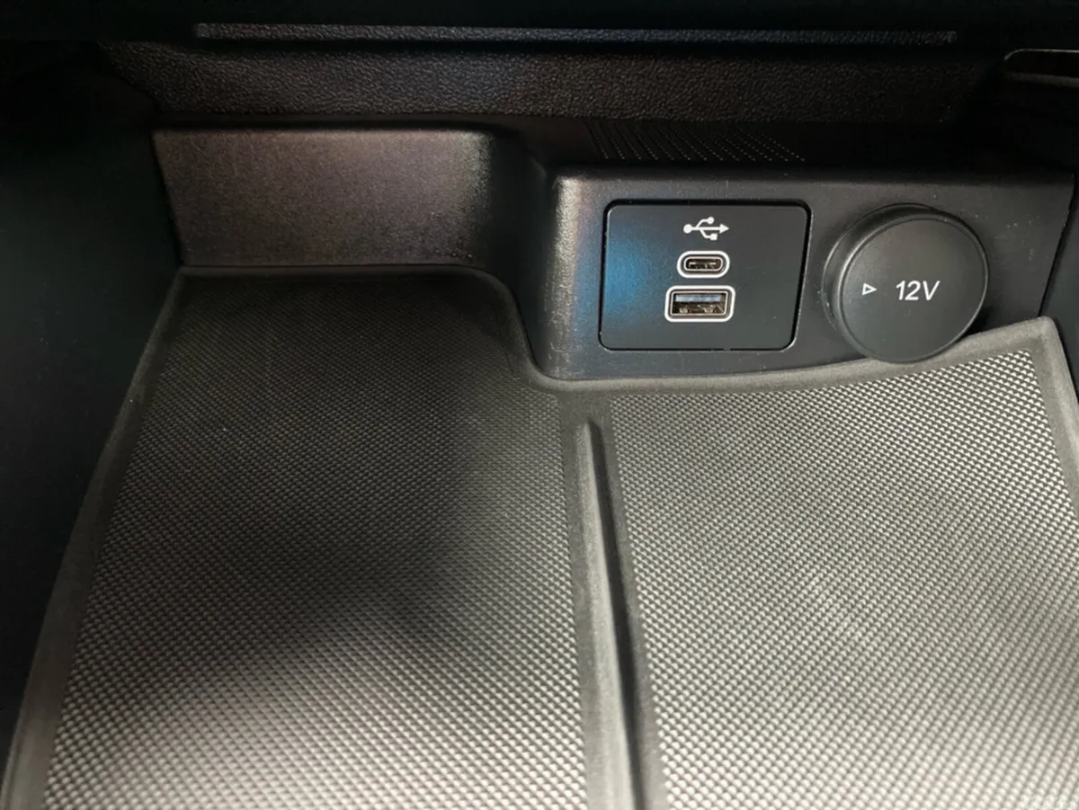 Ford Focus Estate, Petrol, 2024, Grey
