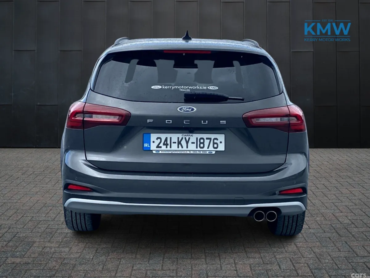 Ford Focus Estate, Petrol, 2024, Grey