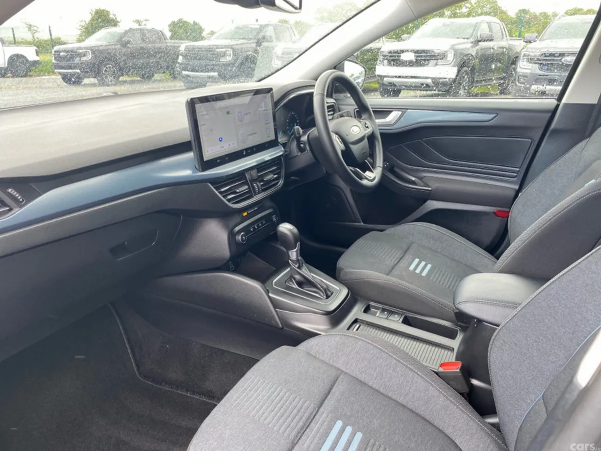 Ford Focus Estate, Petrol, 2024, Grey