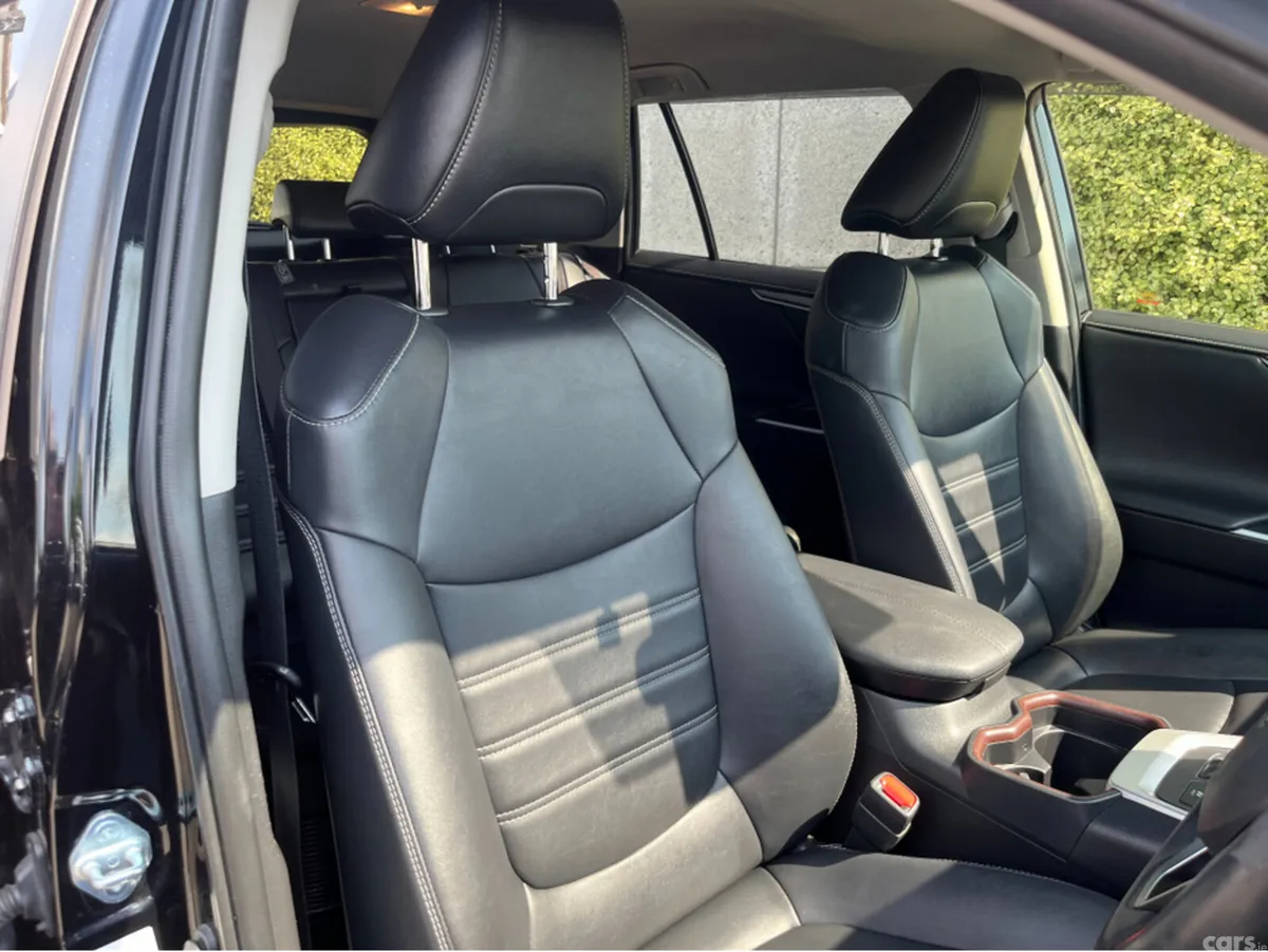 Toyota RAV4 SUV, Petrol Hybrid, 2021, Black