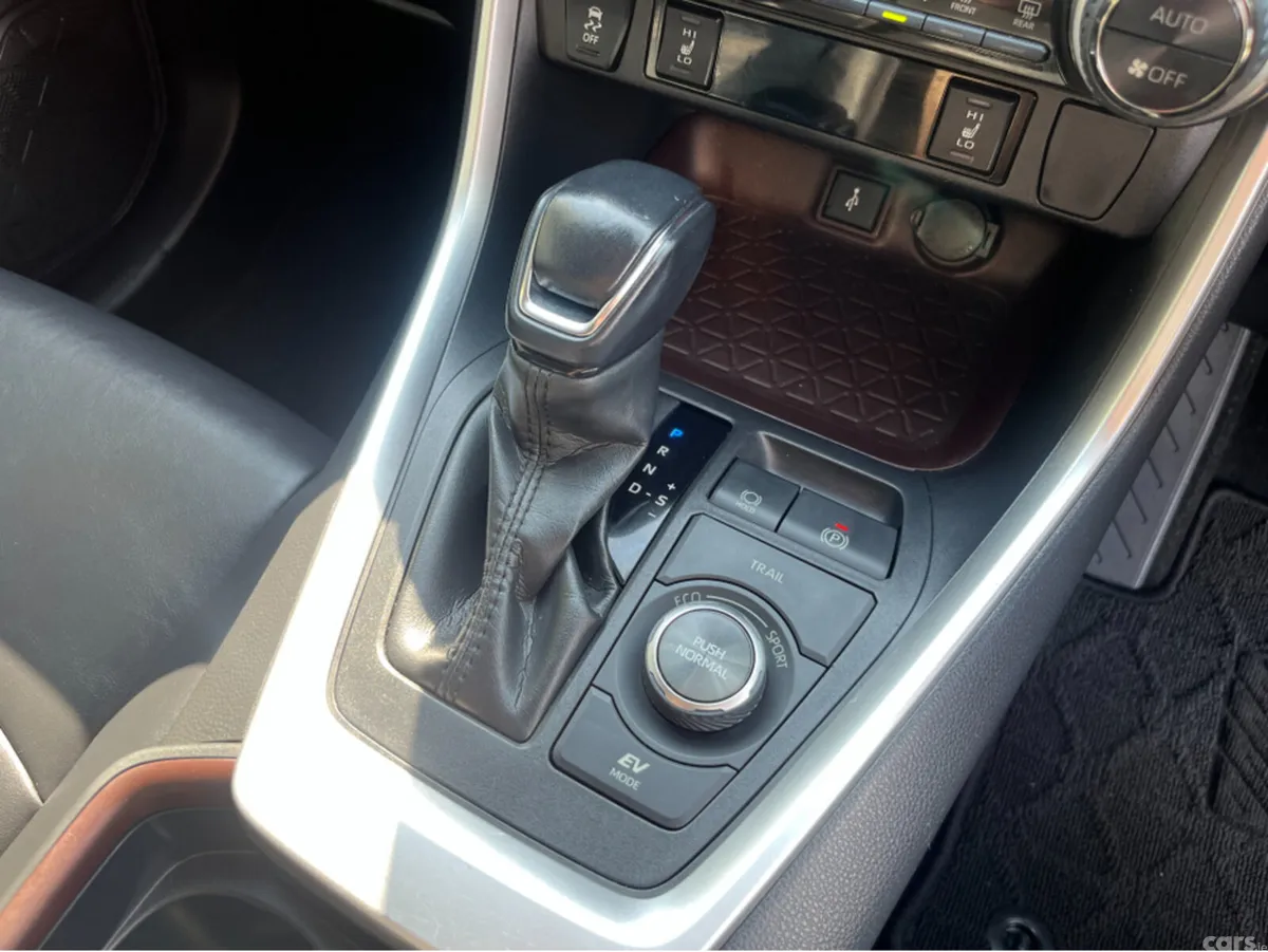 Toyota RAV4 SUV, Petrol Hybrid, 2021, Black