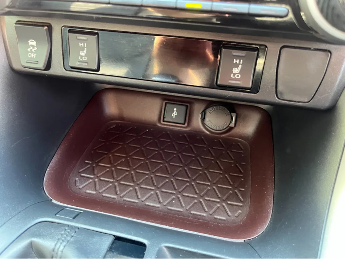 Toyota RAV4 SUV, Petrol Hybrid, 2021, Black