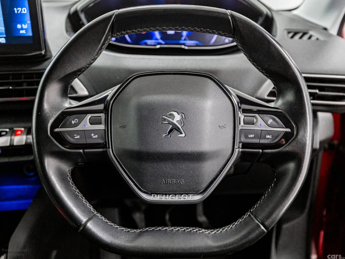 Peugeot 3008 SUV, Diesel, 2022, Red