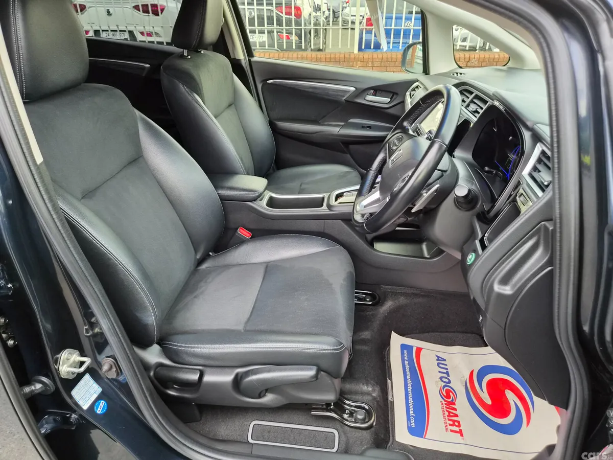 Honda Shuttle SUV, Petrol Hybrid, 2016, Blue