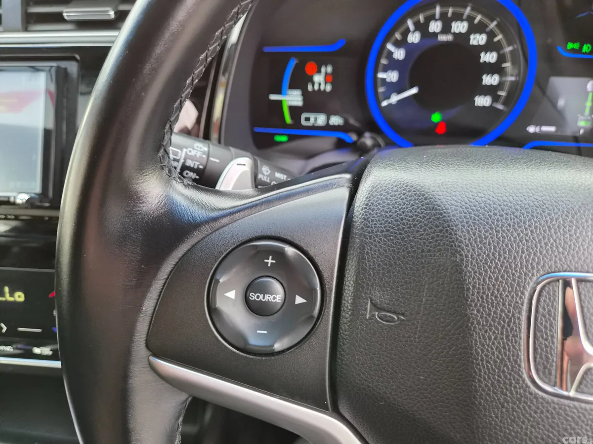 Honda Shuttle SUV, Petrol Hybrid, 2016, Blue