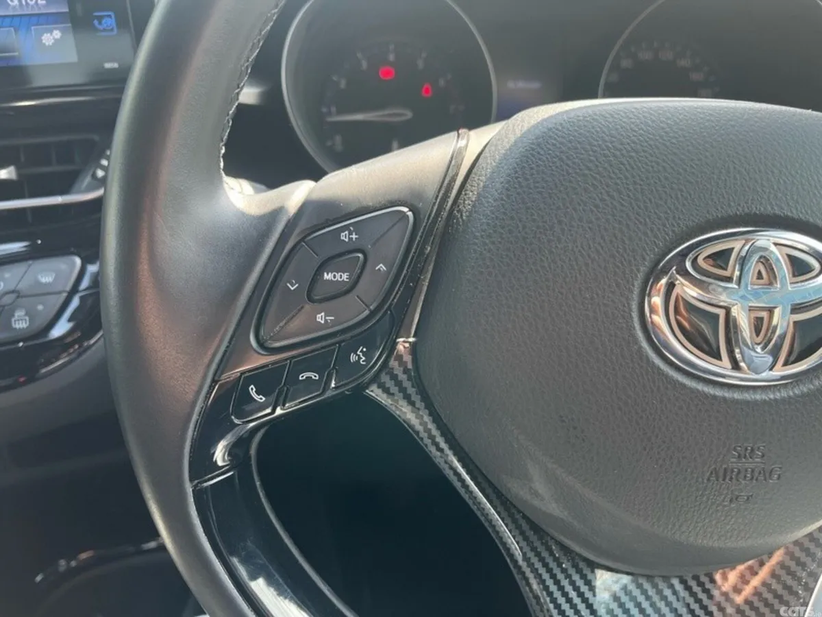 Toyota C-HR SUV, Petrol, 2018, Blue