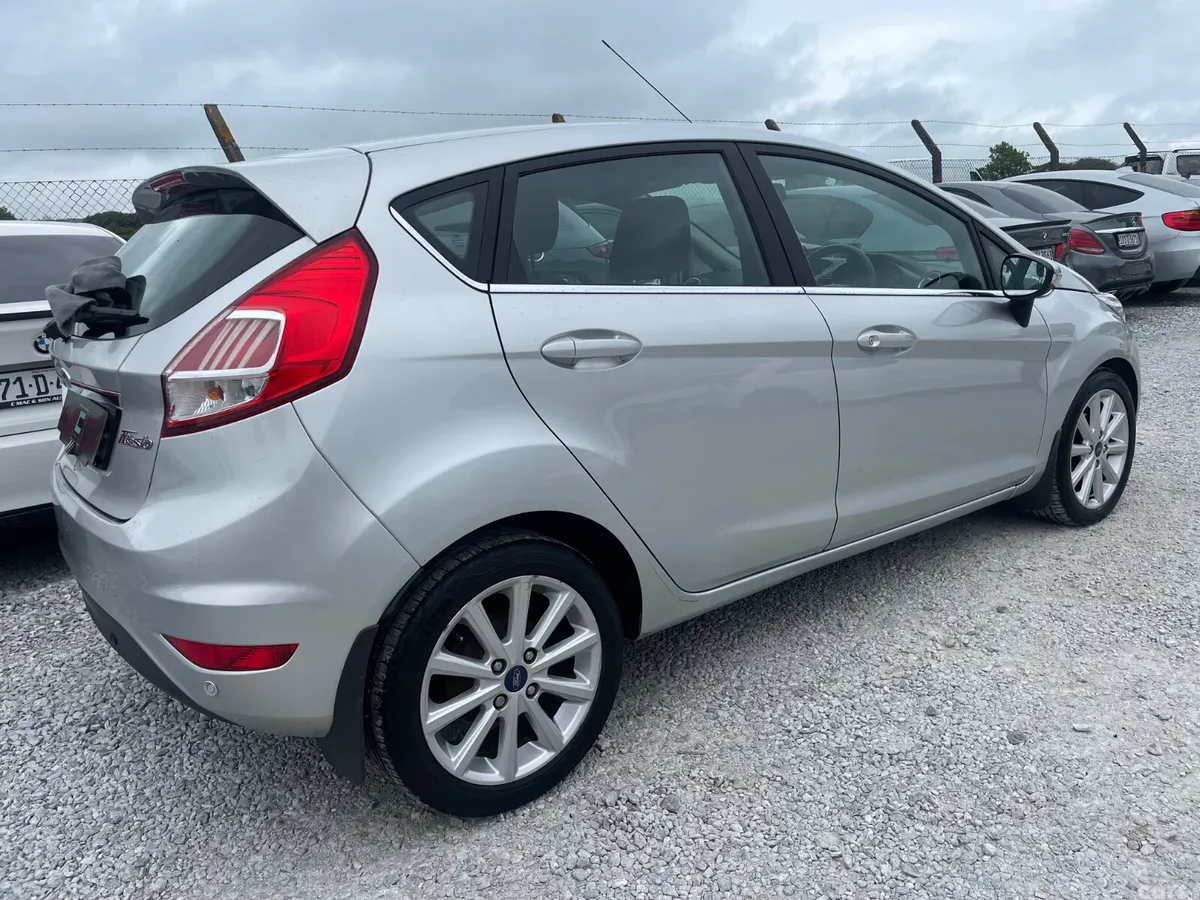 Ford Fiesta Hatchback, Diesel, 2016, Silver