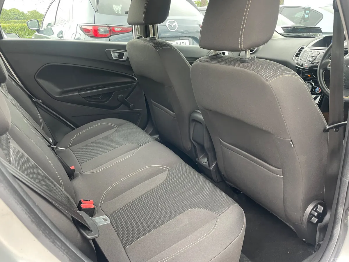 Ford Fiesta Hatchback, Diesel, 2016, Silver