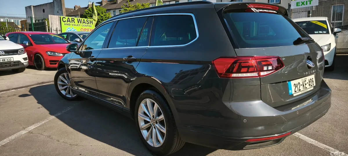 Volkswagen Passat Estate, Diesel, 2021, Grey