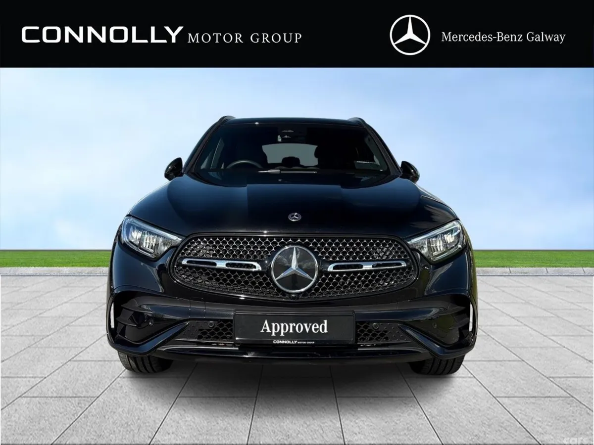 Mercedes-Benz GLC SUV, Petrol Plug-in Hybrid, 2026, Black