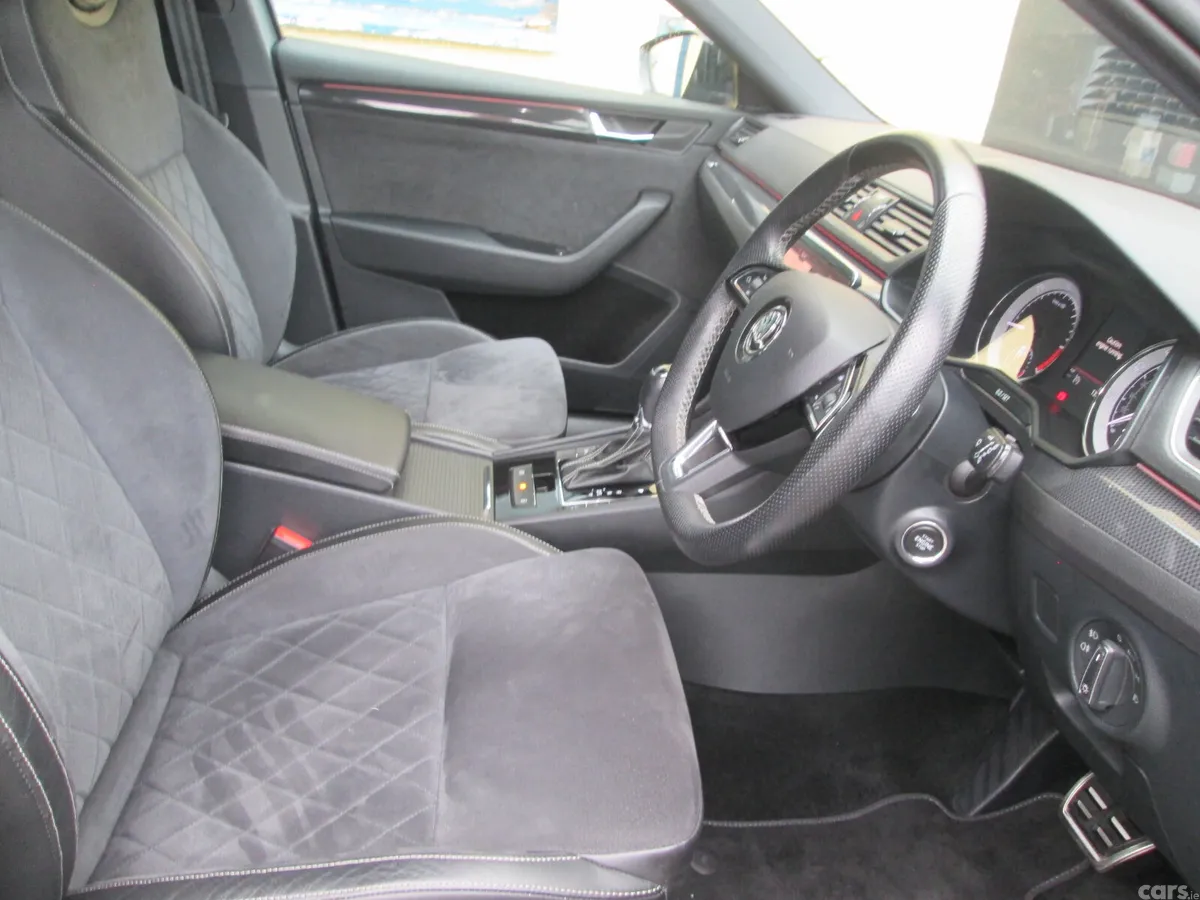 Skoda Superb Estate, Diesel, 2019, Grey