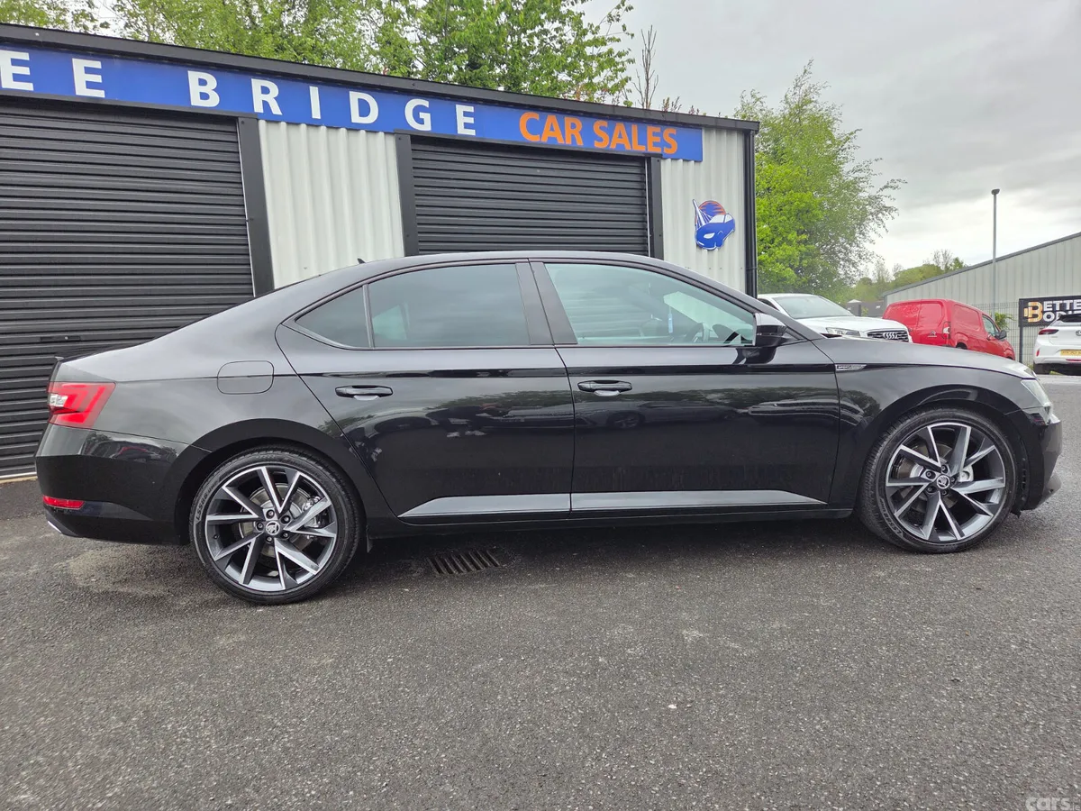 Skoda Superb Hatchback, Diesel, 2019, Black
