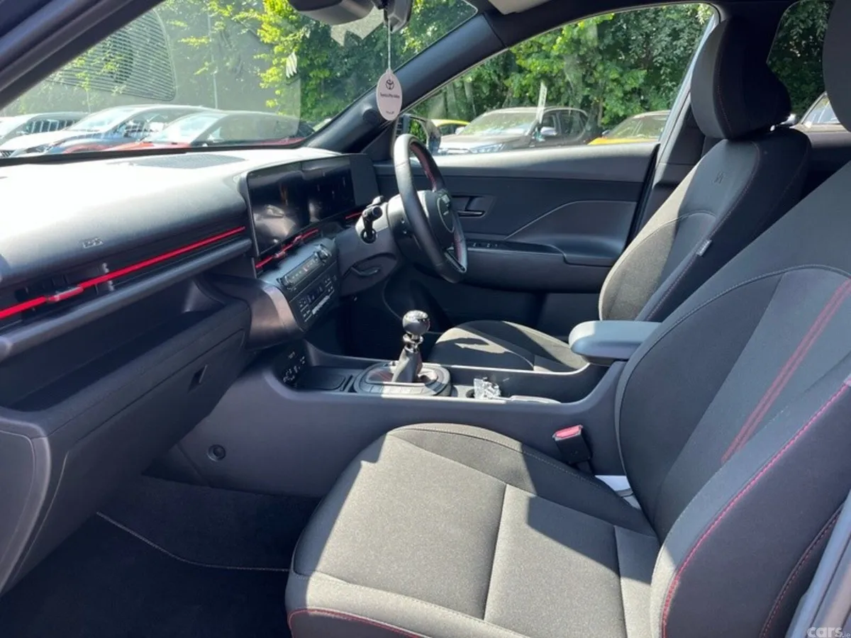 Hyundai KONA MPV, Petrol, 2024, Blue