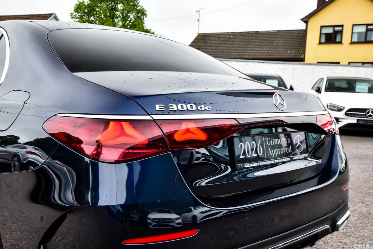 Mercedes-Benz E-Class Saloon, Diesel Plug-in Hybrid, 2026, Blue