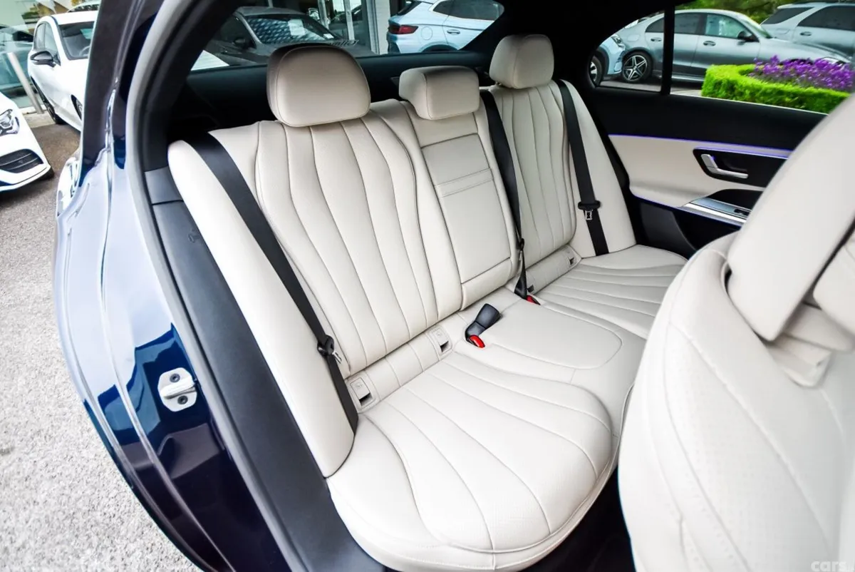 Mercedes-Benz E-Class Saloon, Diesel Plug-in Hybrid, 2026, Blue