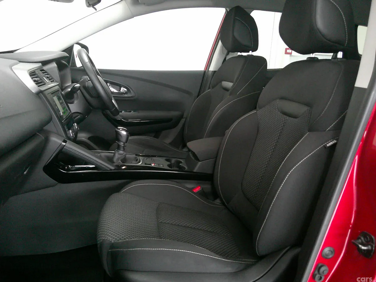 Renault Kadjar SUV, Diesel, 2016, Red