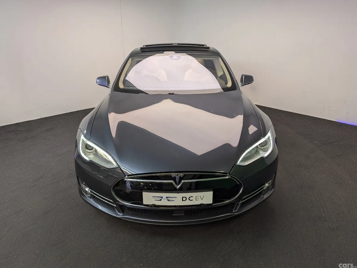 Tesla Model S Hatchback, Electric, 2014, Grey