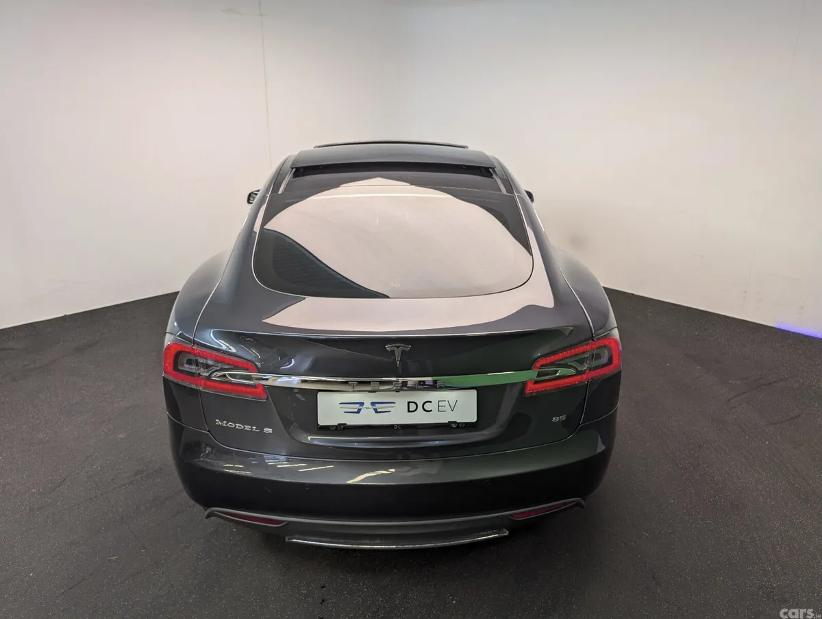 Tesla Model S Hatchback, Electric, 2014, Grey