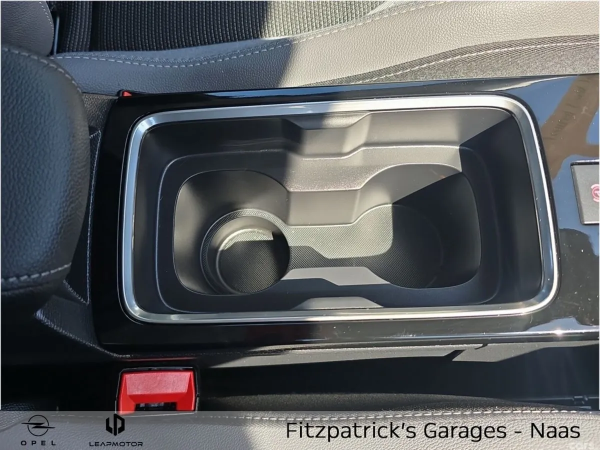 Opel Mokka SUV, Petrol, 2025, White