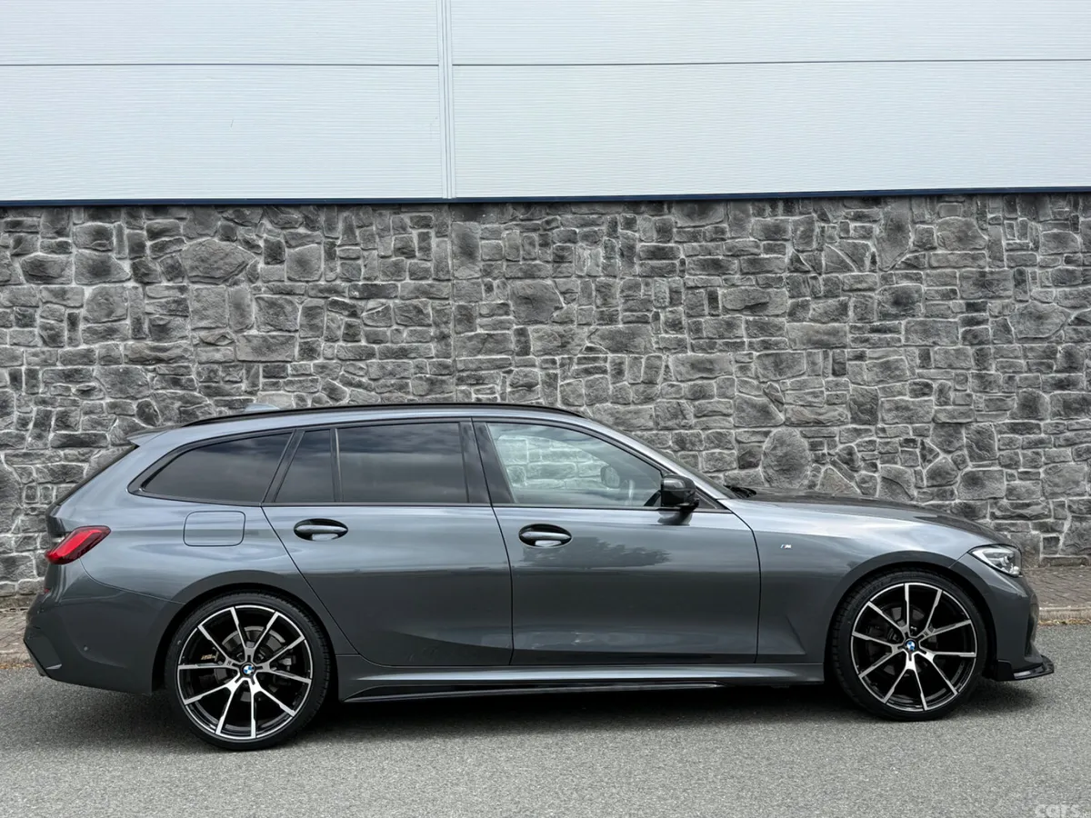 BMW 3-Series Estate, Diesel, 2021, Grey