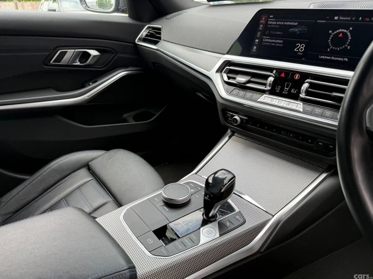 BMW 3-Series Estate, Diesel, 2021, Grey