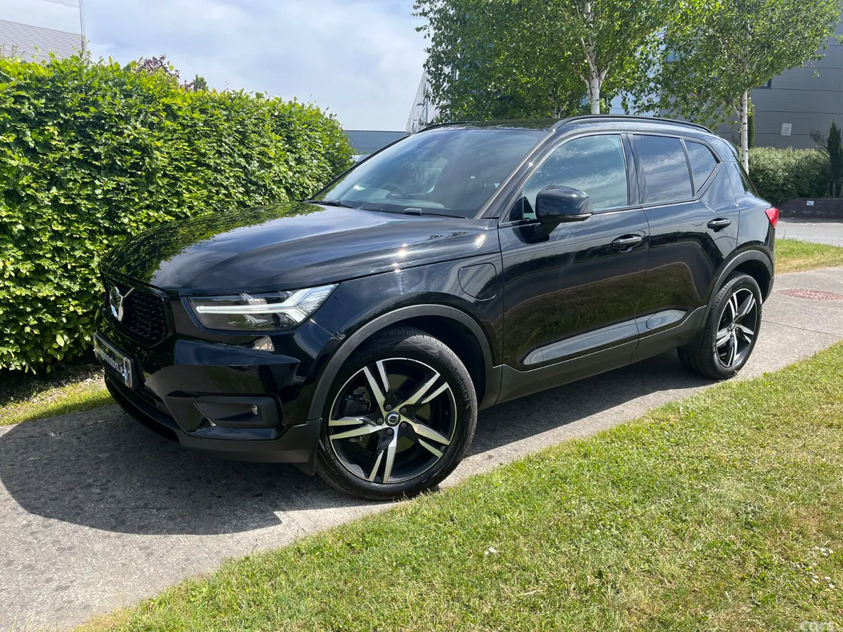 Volvo XC40 SUV, Petrol Plug-in Hybrid, 2020, Black
