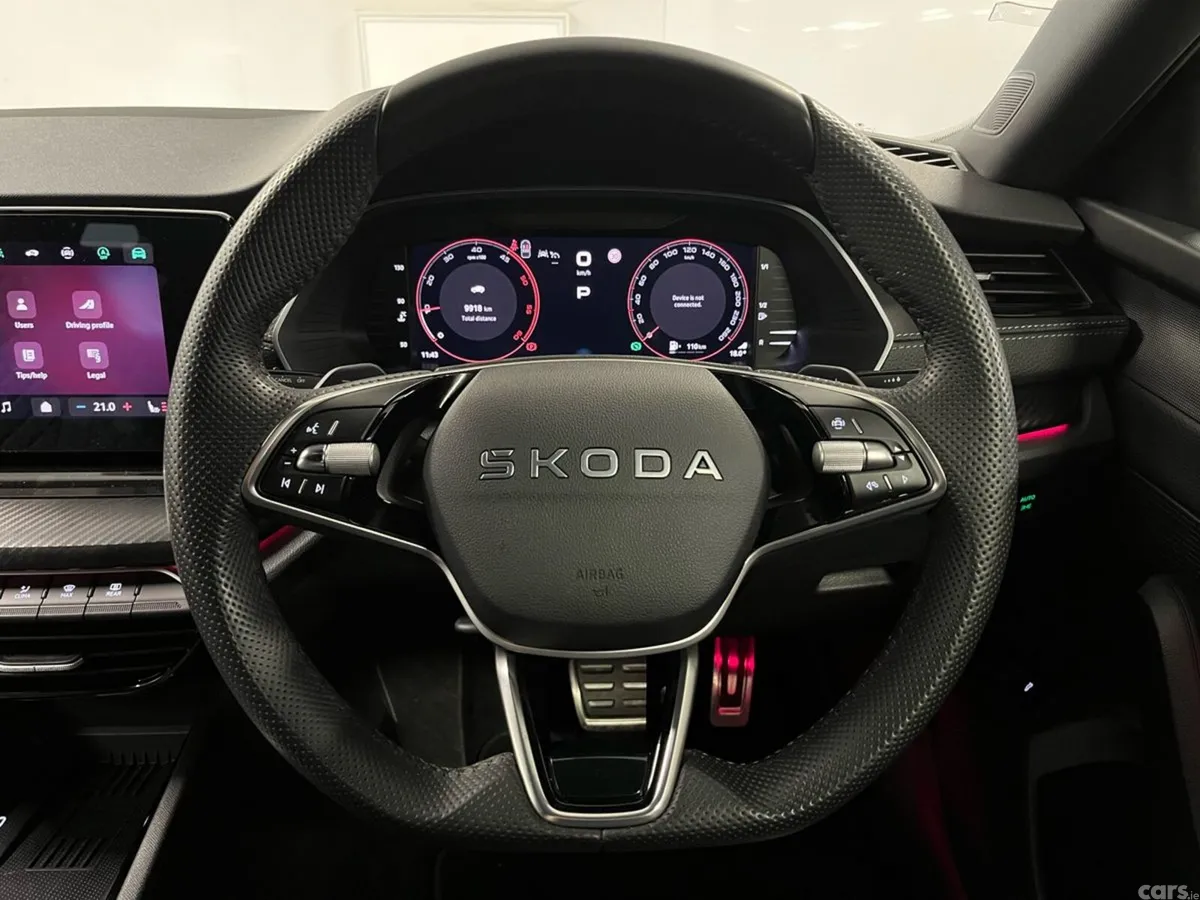Skoda Octavia Saloon, Diesel, 2026, Grey
