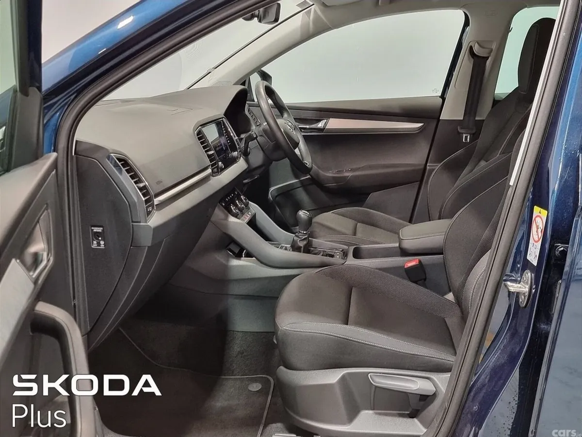 Skoda Karoq SUV, Diesel, 2023, Blue