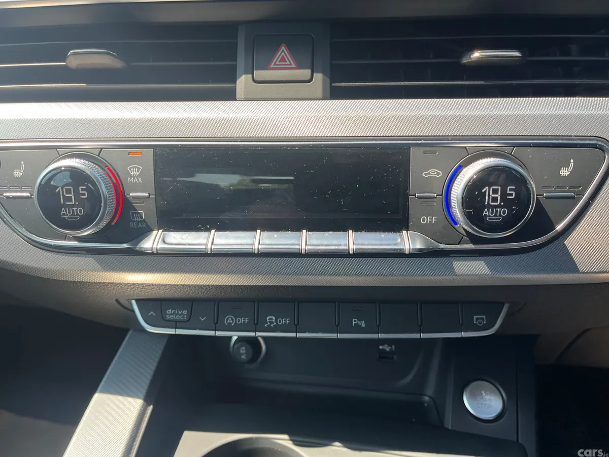 Audi A4 Saloon, Diesel, 2020, Blue