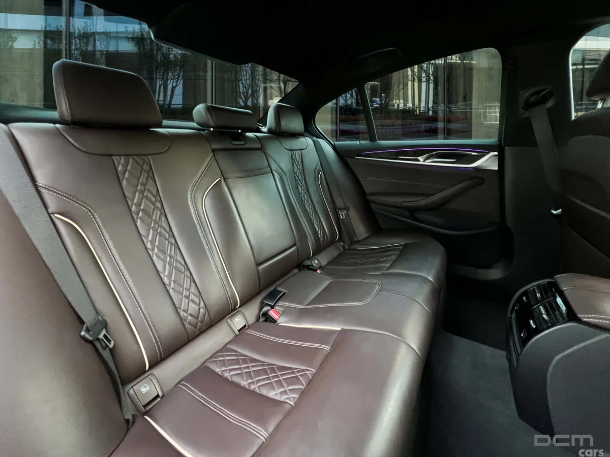 BMW 5-Series Saloon, Petrol Plug-in Hybrid, 2020, Black