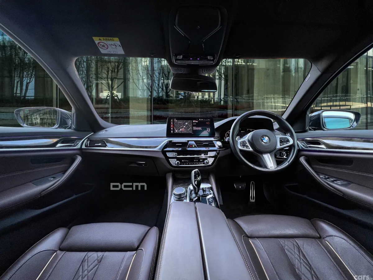 BMW 5-Series Saloon, Petrol Plug-in Hybrid, 2020, Black