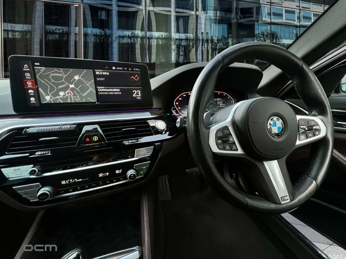BMW 5-Series Saloon, Petrol Plug-in Hybrid, 2020, Black