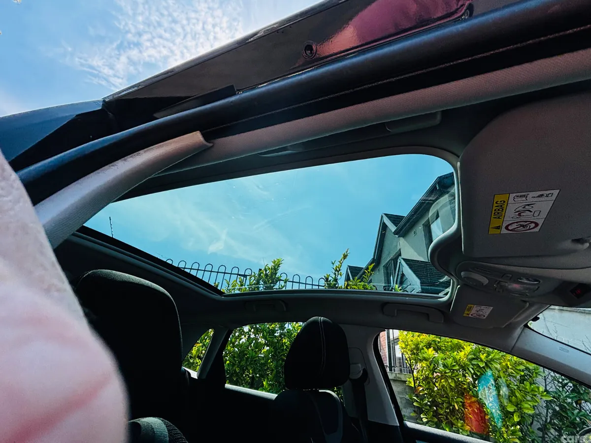 Citroen C4 Hatchback, Petrol, 2016, Blue