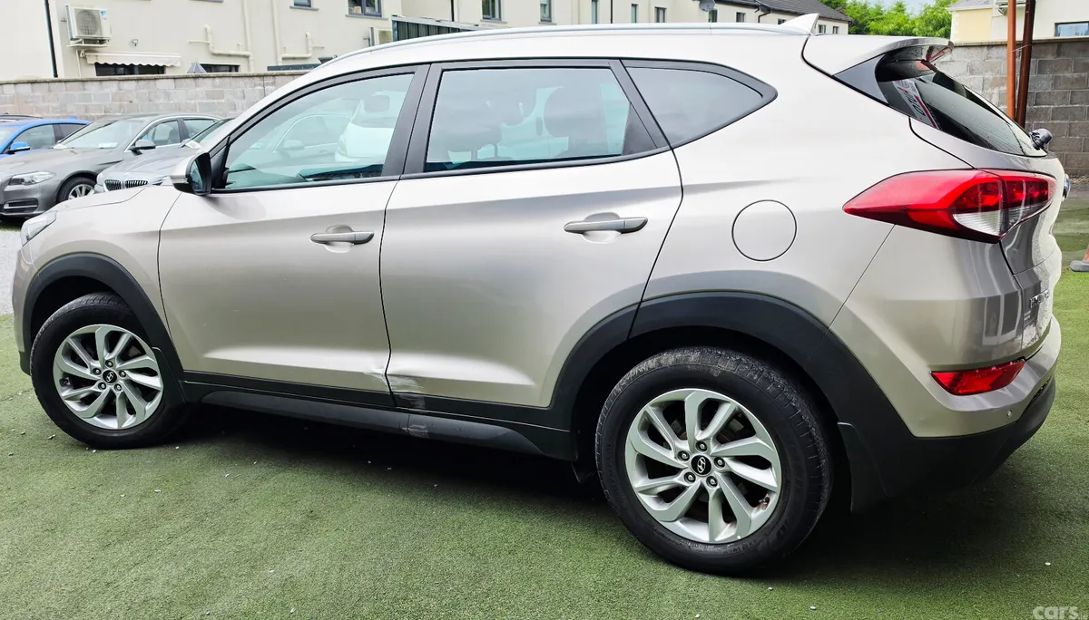 Hyundai Tucson SUV, Diesel, 2016, Beige