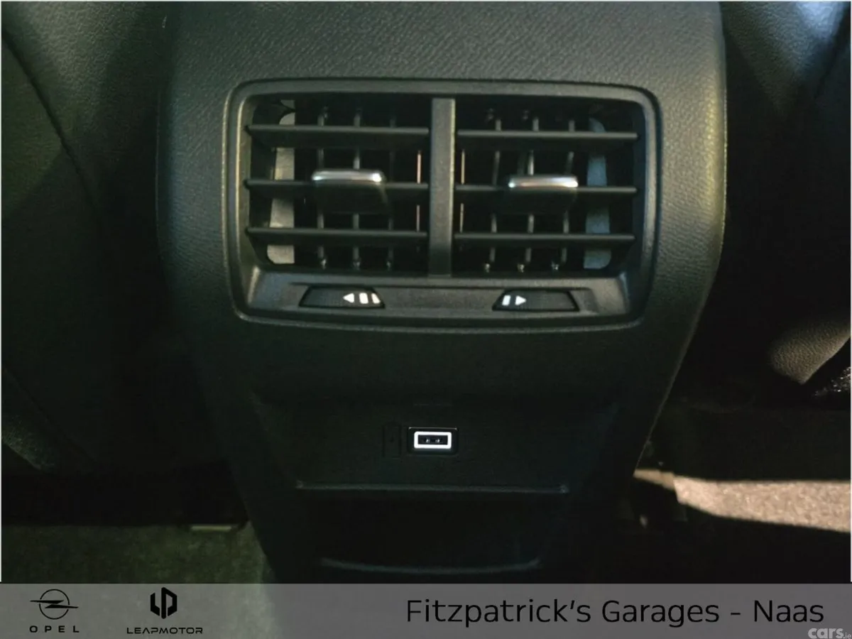 Opel Astra Hatchback, Petrol Hybrid, 2026, Black
