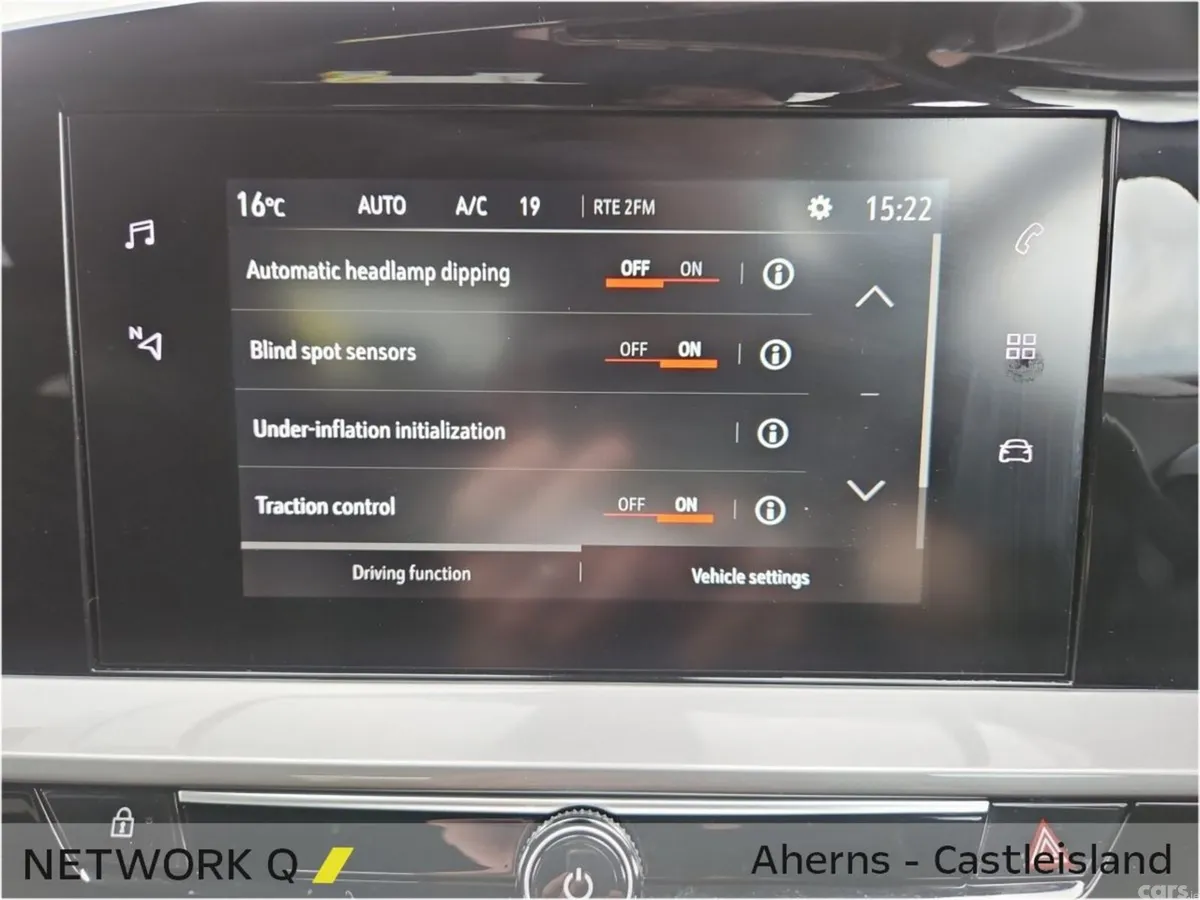 Opel Mokka SUV, Petrol, 2024, White