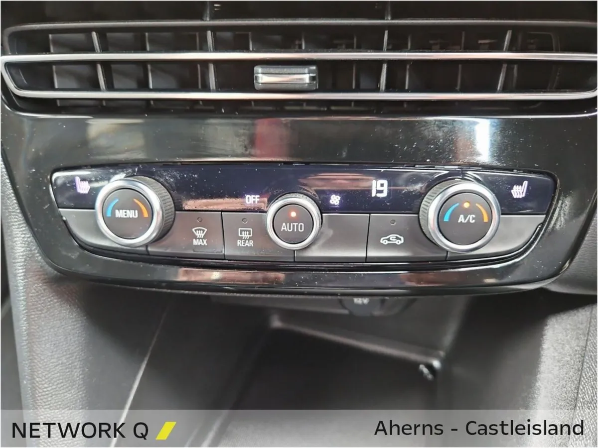 Opel Mokka SUV, Petrol, 2024, White