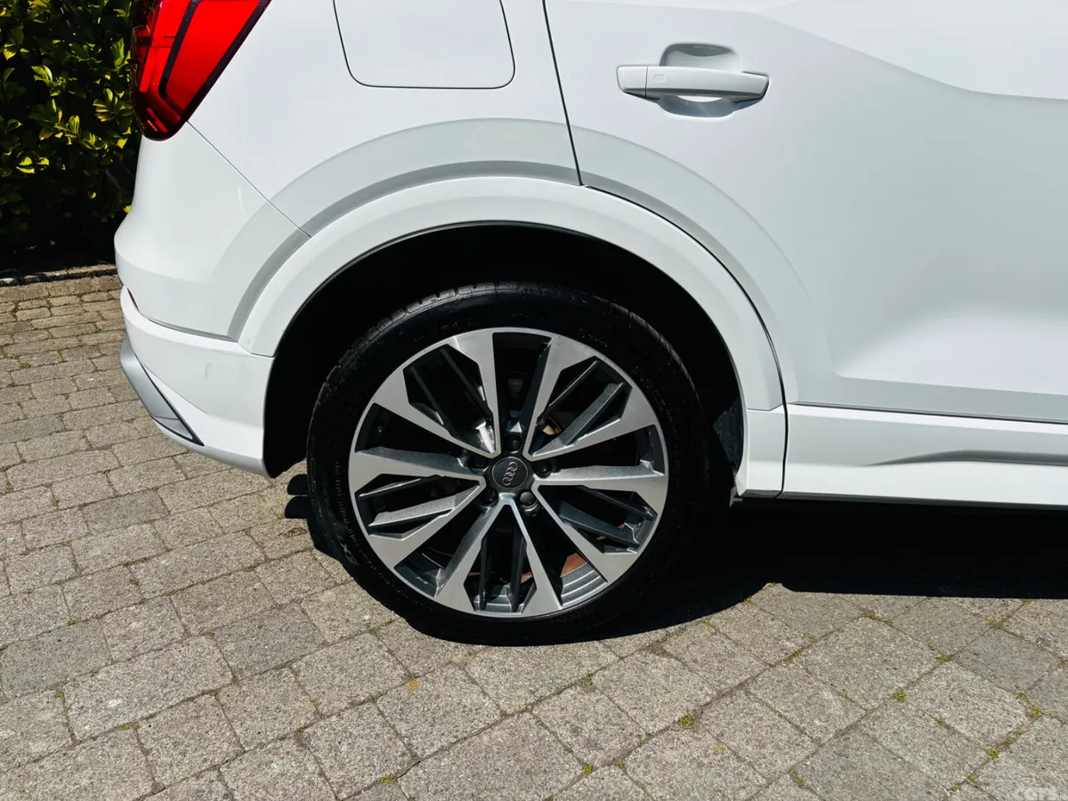 Audi SQ2 Hatchback, Petrol, 2020, White