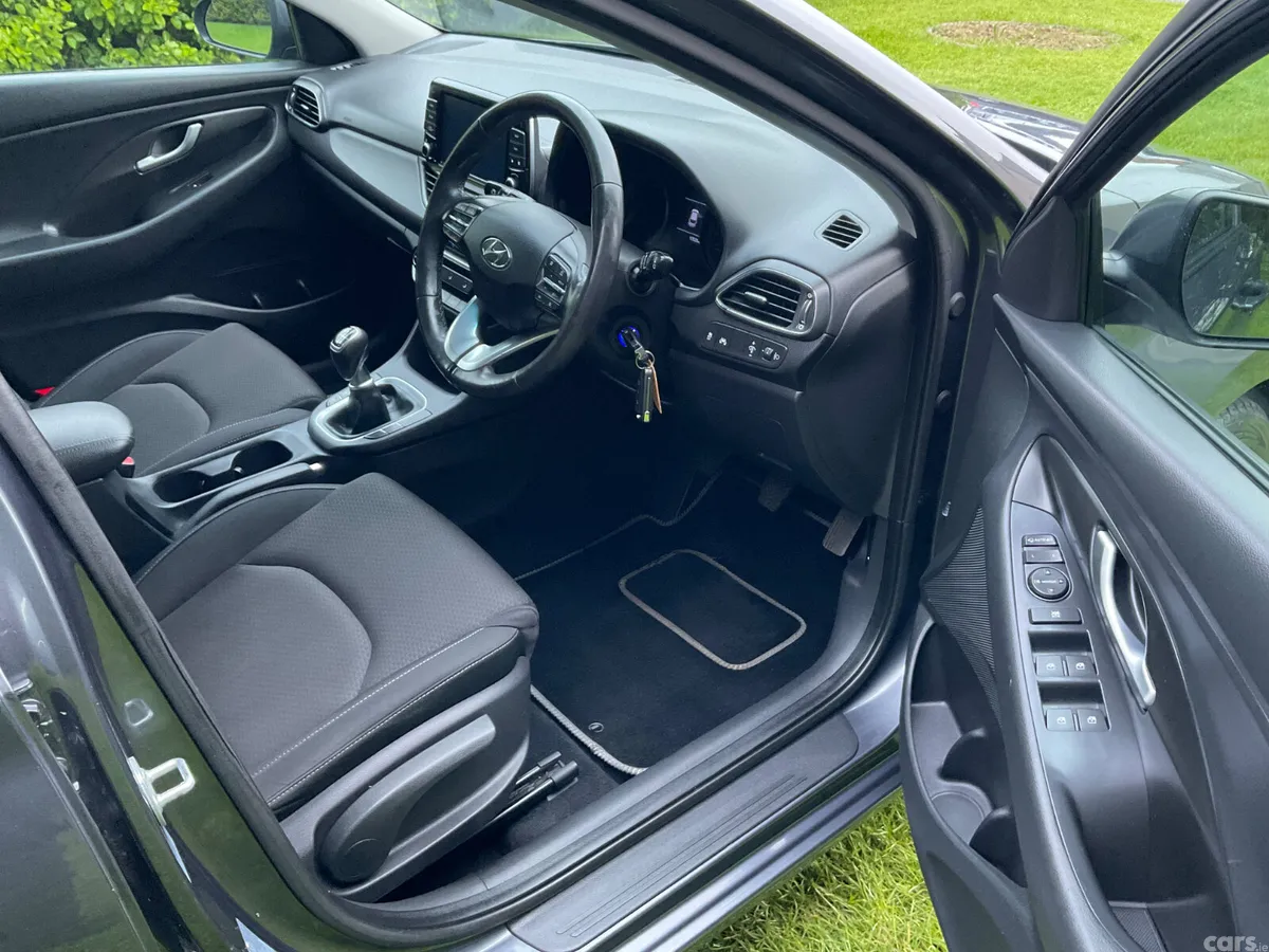 Hyundai i30 Hatchback, Diesel, 2017, Grey