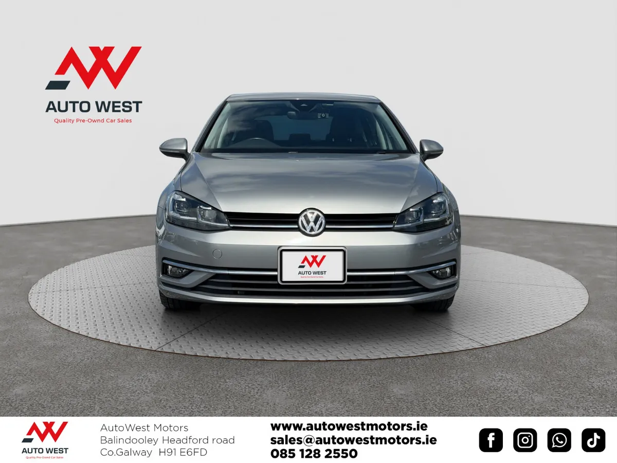 Volkswagen Golf Hatchback, Petrol, 2017, Grey