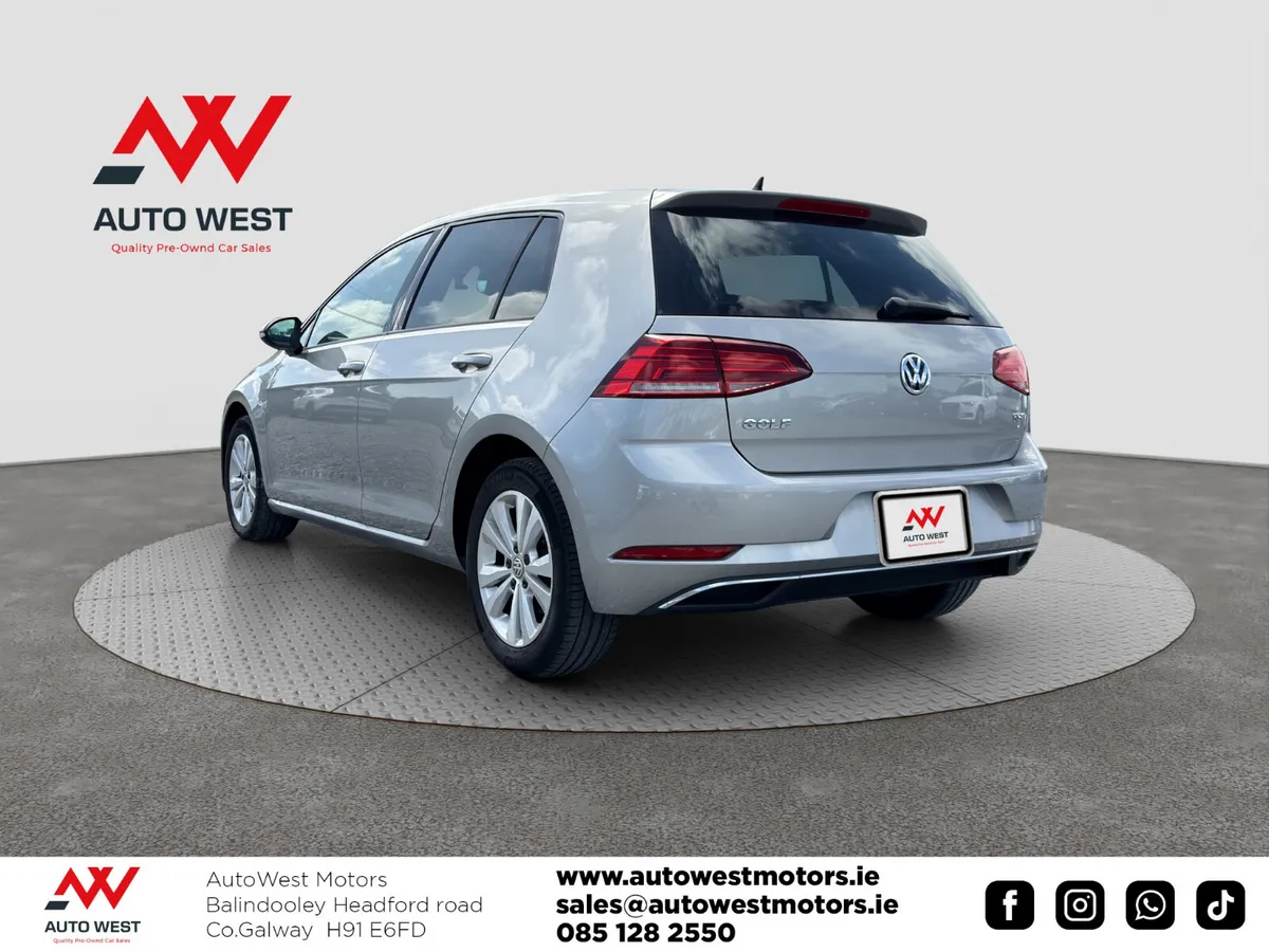 Volkswagen Golf Hatchback, Petrol, 2017, Grey