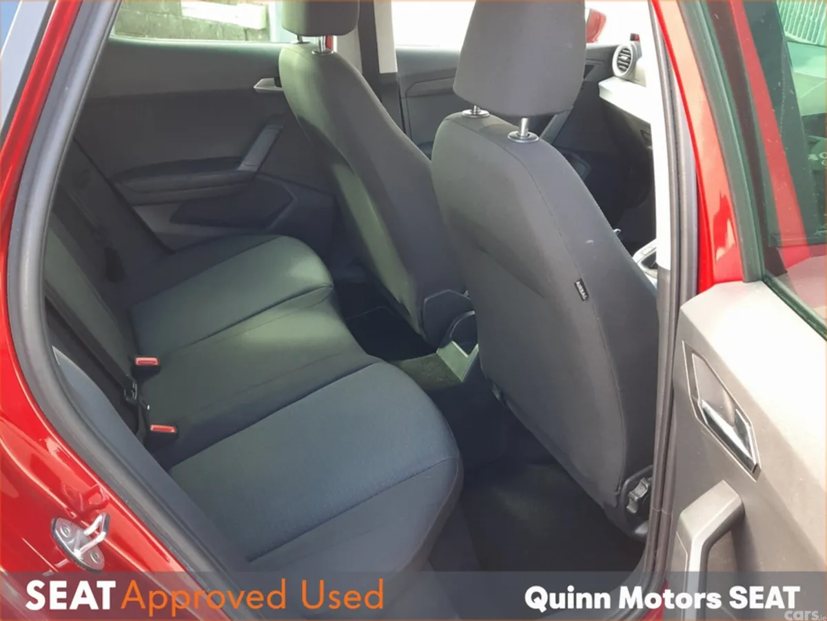 SEAT Arona Hatchback, Petrol, 2023, Red